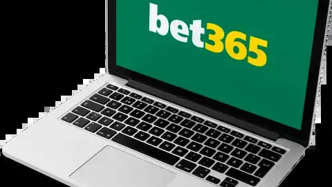 足球巨星C罗亲临白宫！乔治娜独家分享与特朗普总统的神秘会面瞬间！